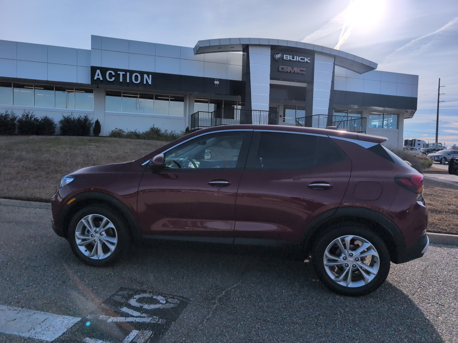 Used 2023 Buick Encore GX Preferred w/ Cold Weather Comfort Package image 2