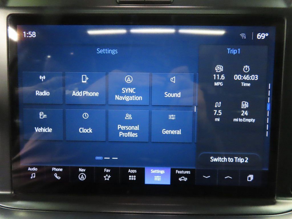 Used 2025 Ford F350 Platinum w/ FX4 Off-Road Package image 28