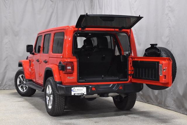 Certified 2020 Jeep Wrangler Unlimited Sahara w/ LED Lighting Group image 31