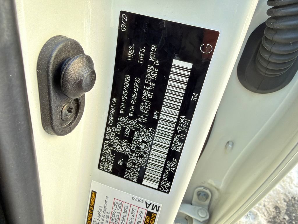 Used 2023 Toyota 4Runner Limited image 37