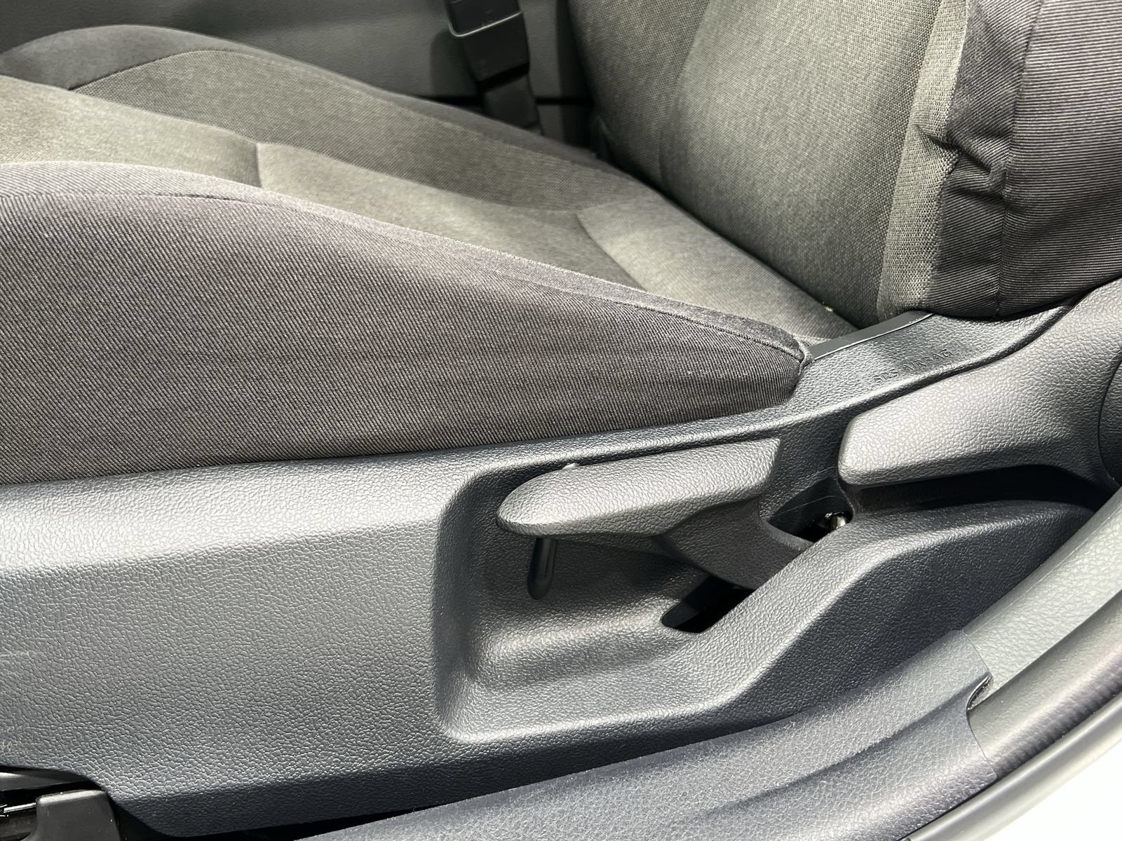 Used 2025 Toyota Camry LE FWD image 12