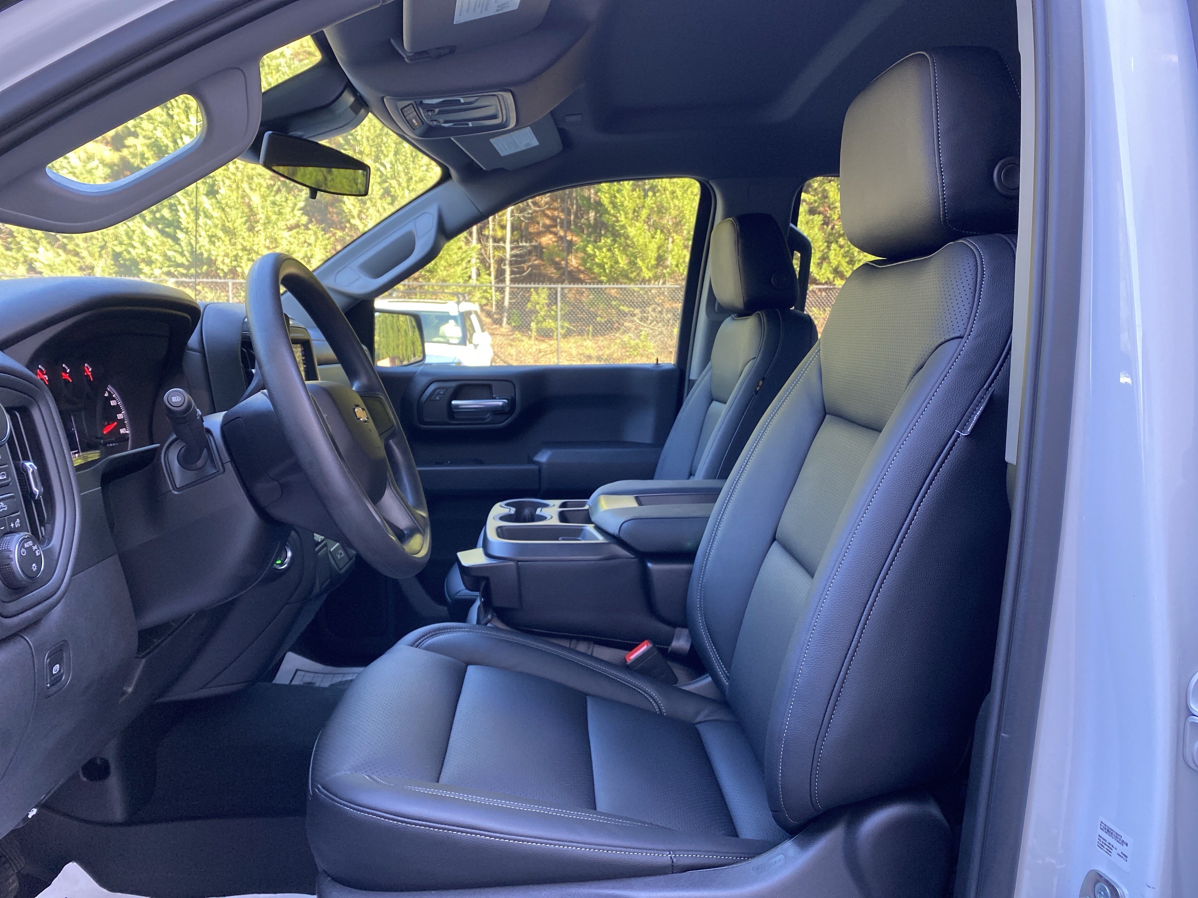 Used 2026 Chevrolet Silverado 1500 Custom w/ Turbomax Blackout Package AWD/4WD image 16