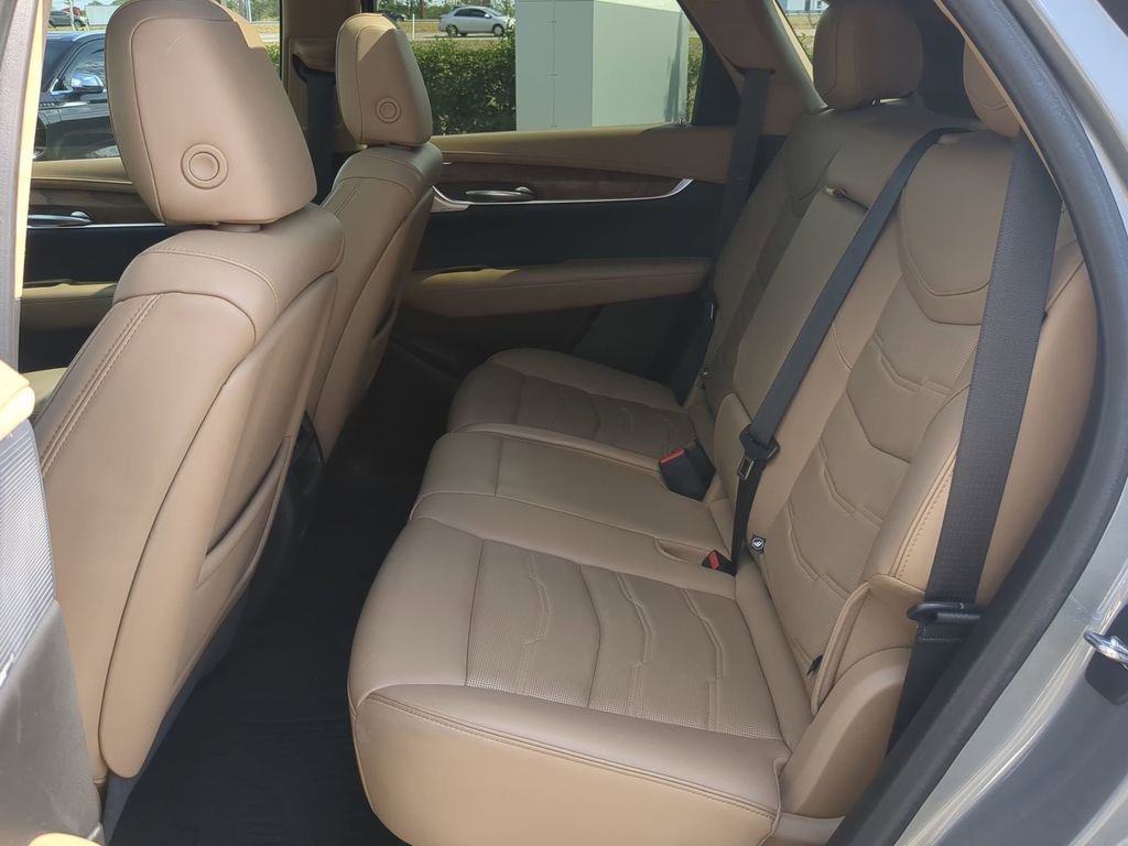 Used 2023 Cadillac XT5 Sportv w/ Platinum Package image 13