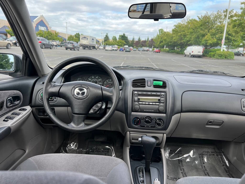 Used 2002 MAZDA Protege FWD image 12