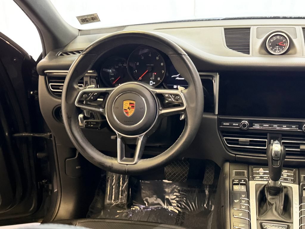 Certified 2021 Porsche Macan AWD/4WD image 20