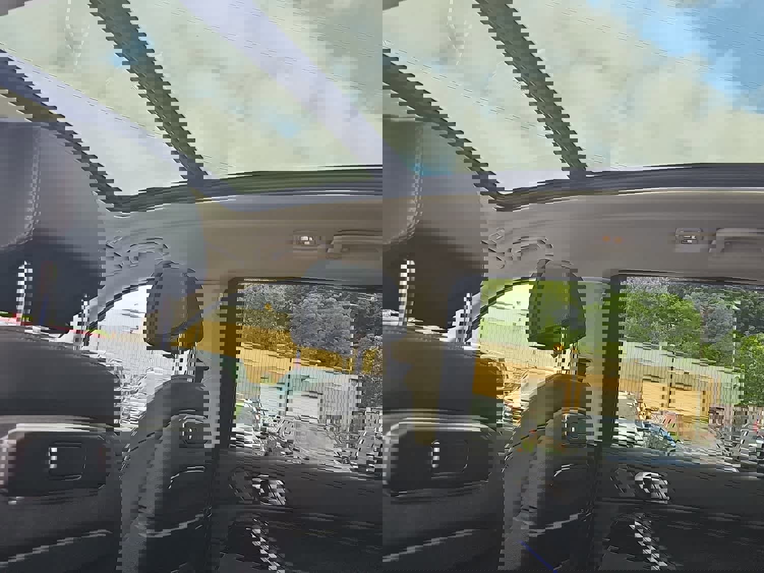 Used 2024 BMW X7 xDrive40i image 30