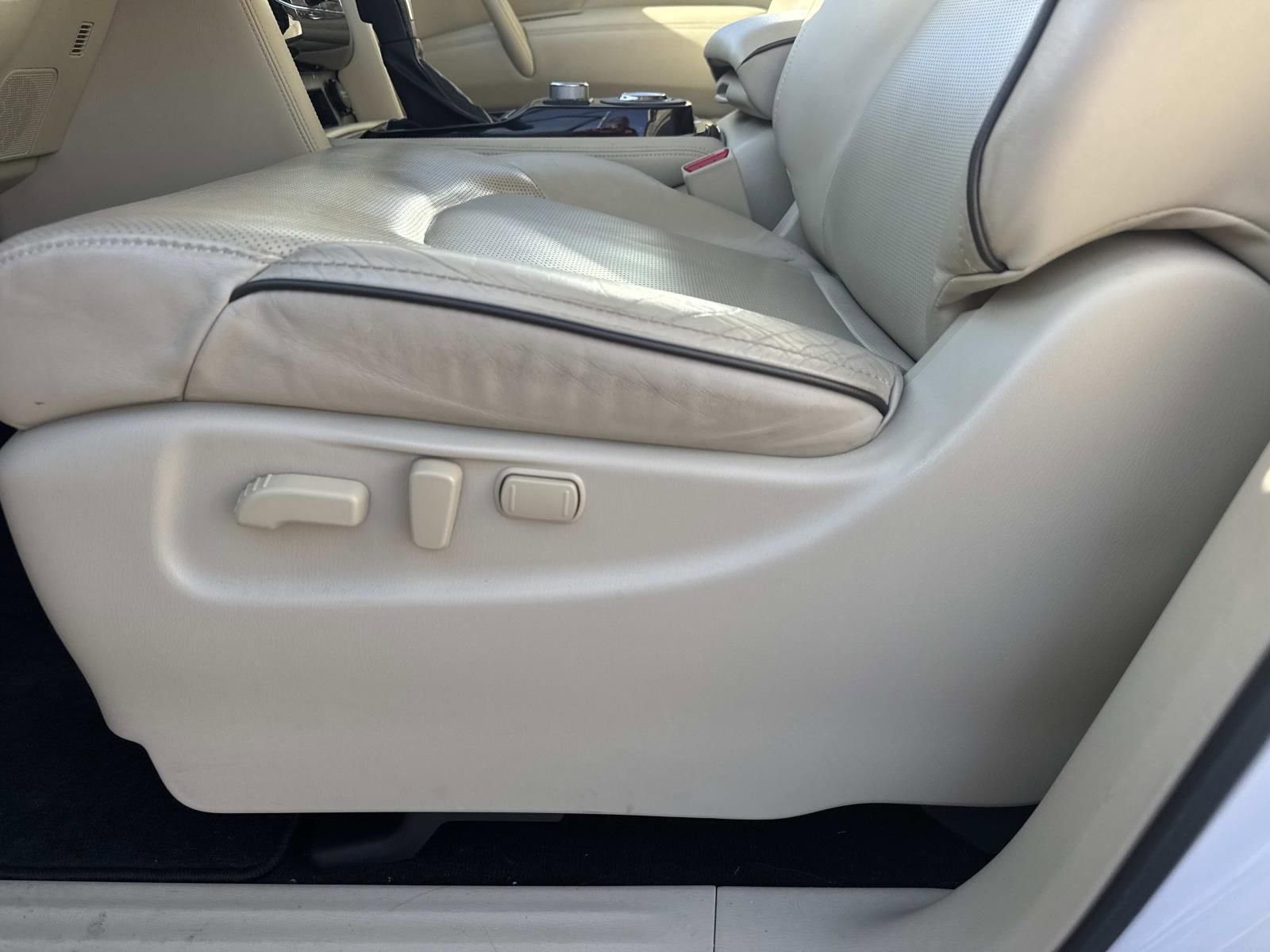 Used 2021 INFINITI QX80 Luxe w/ All-Season Package image 20