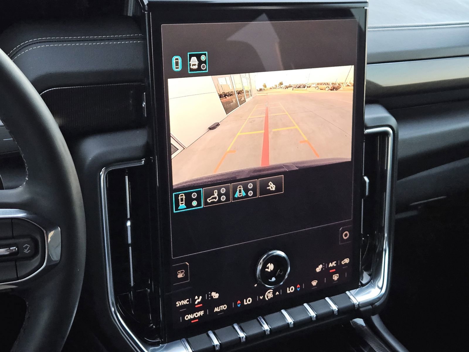 Used 2025 GMC Yukon Elevation AWD/4WD image 20