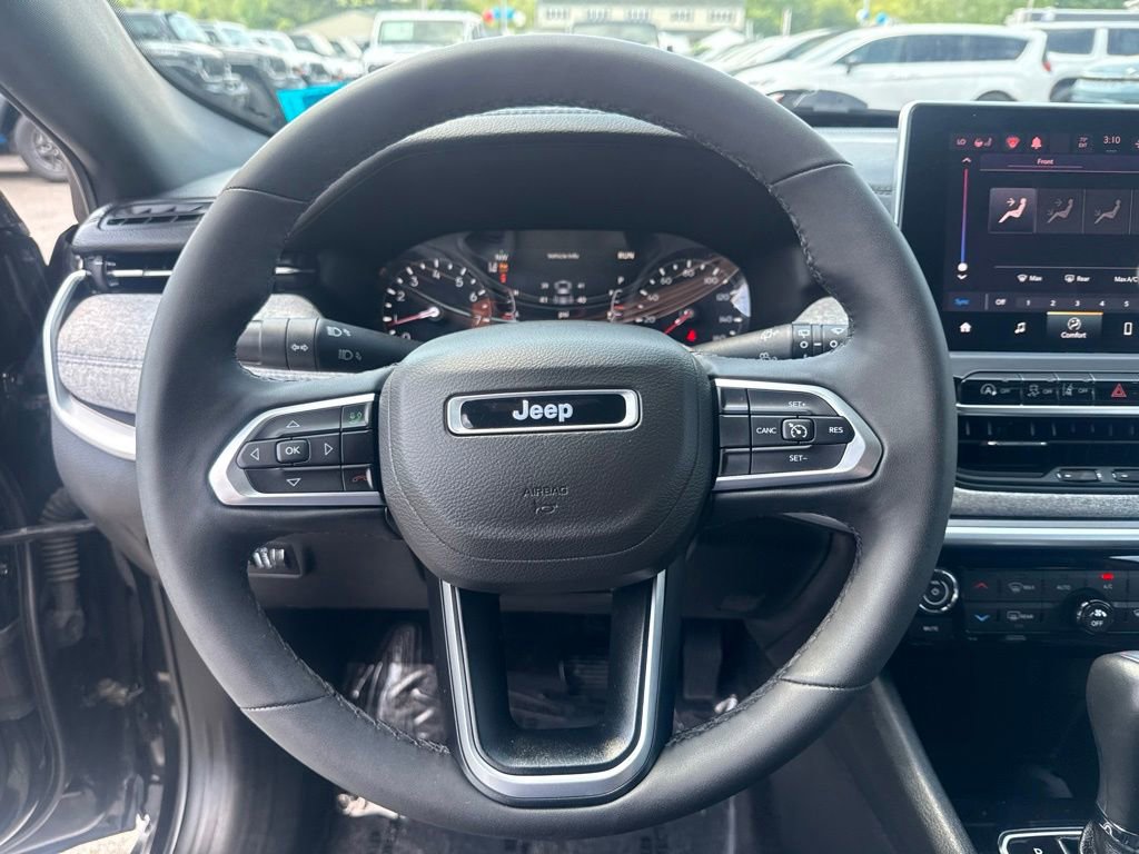 Certified 2023 Jeep Compass Latitude w/ Convenience Group AWD/4WD image 10