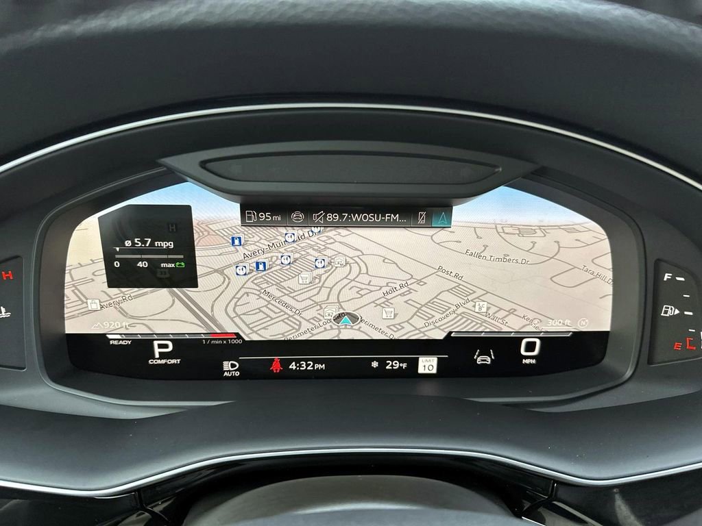 Certified 2025 Audi Q8 Premium Plus w/ Premium Plus Package image 16