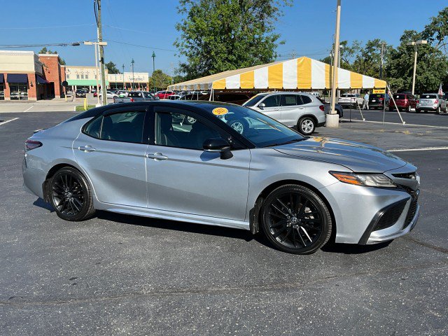 Used 2021 Toyota Camry XSE FWD image 36
