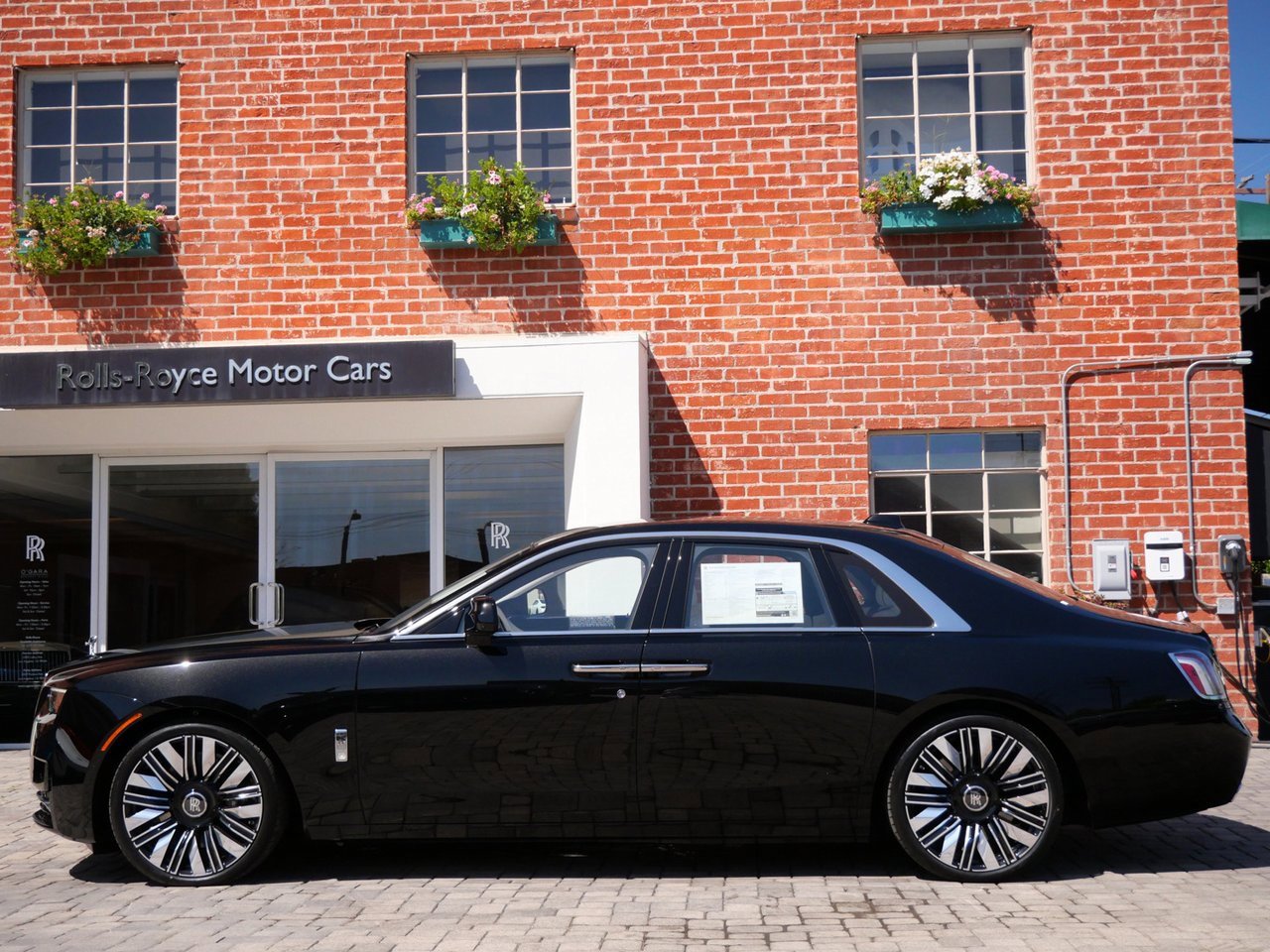 New 2026 Rolls-Royce Ghost image 3