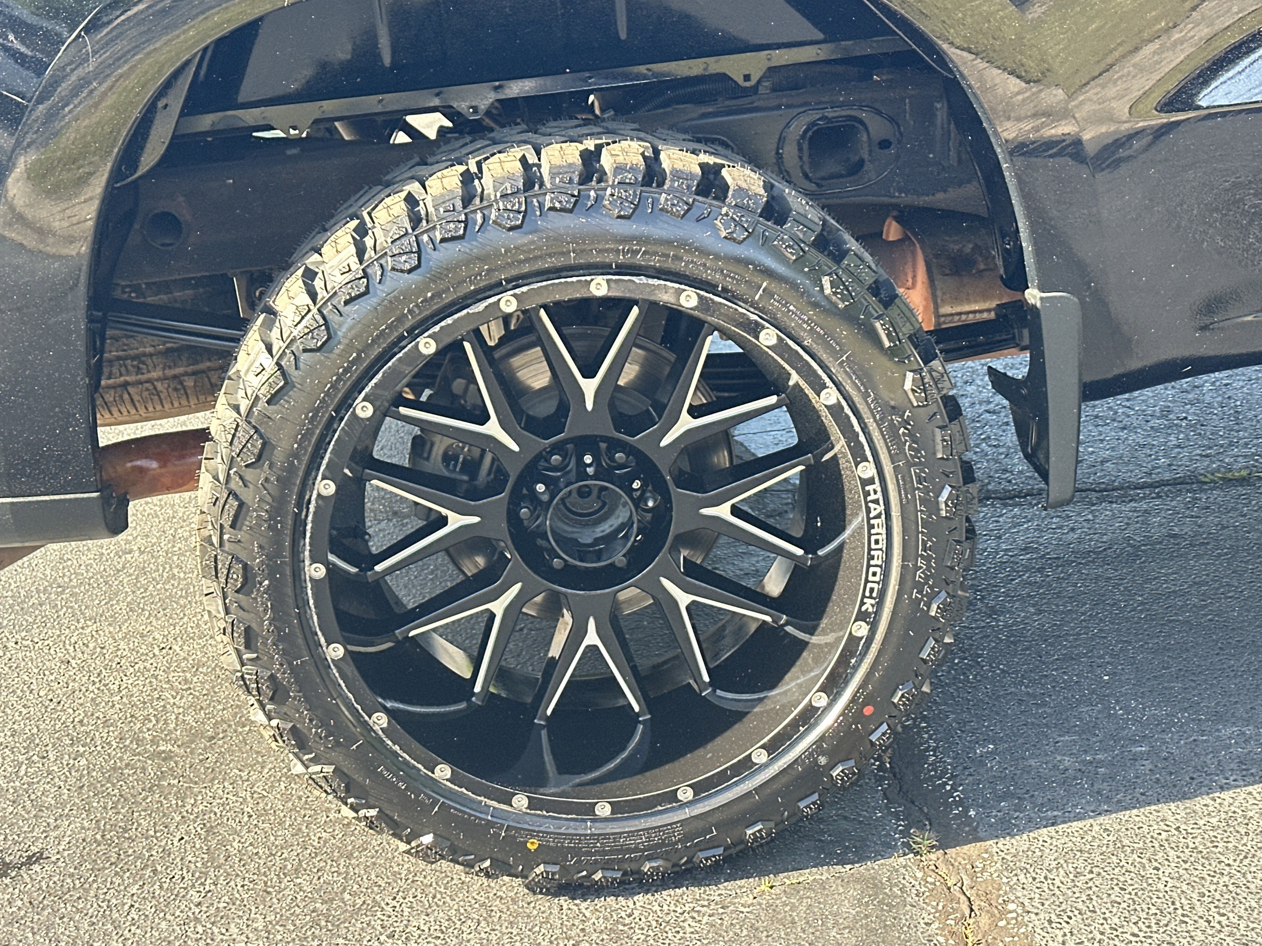 Used 2021 Chevrolet Silverado 1500 Custom AWD/4WD image 19
