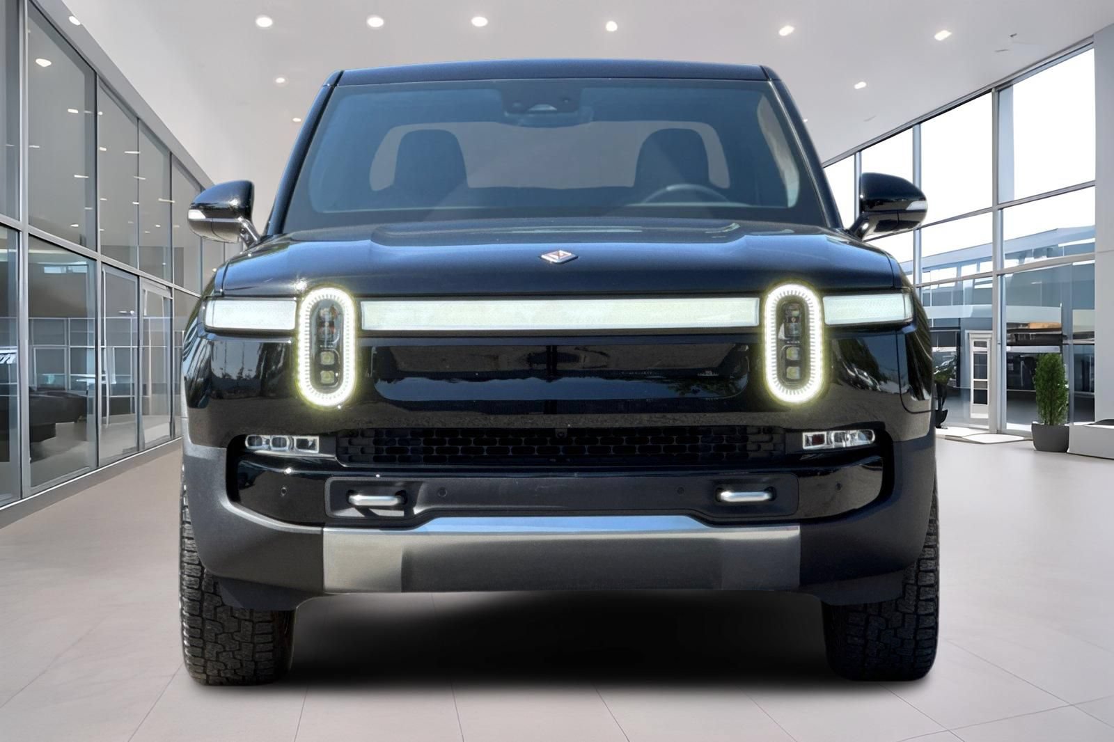 Used 2022 Rivian R1T Adventure AWD/4WD image 9