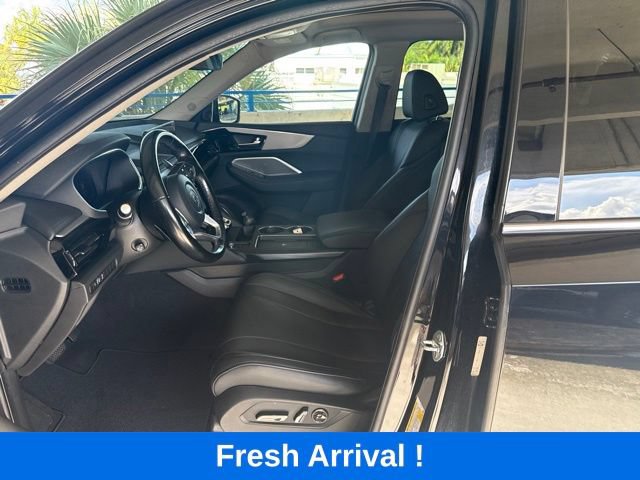 Used 2025 Acura MDX FWD image 2