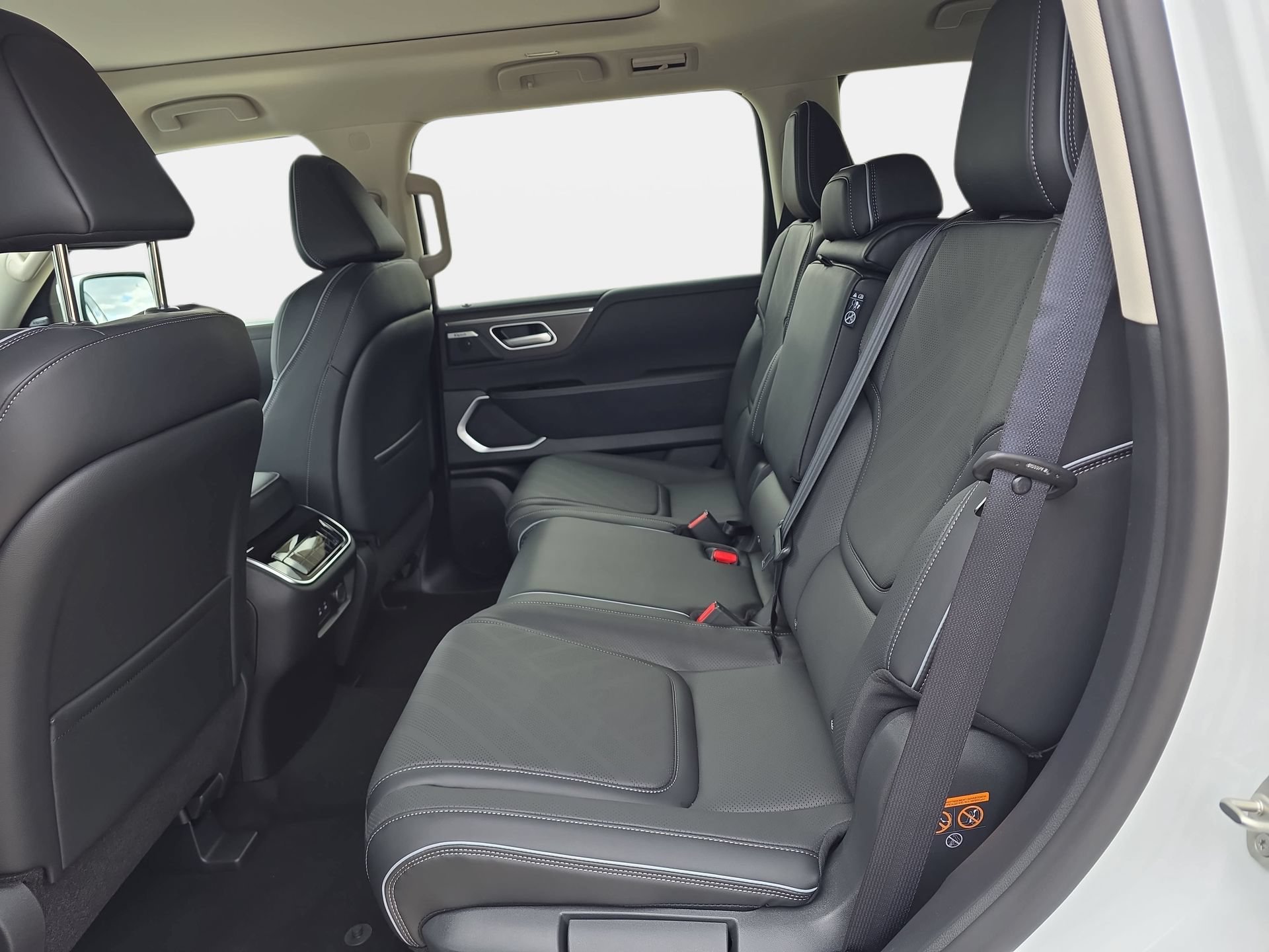 New 2026 INFINITI QX80 Luxe w/ Cargo Package RWD image 14