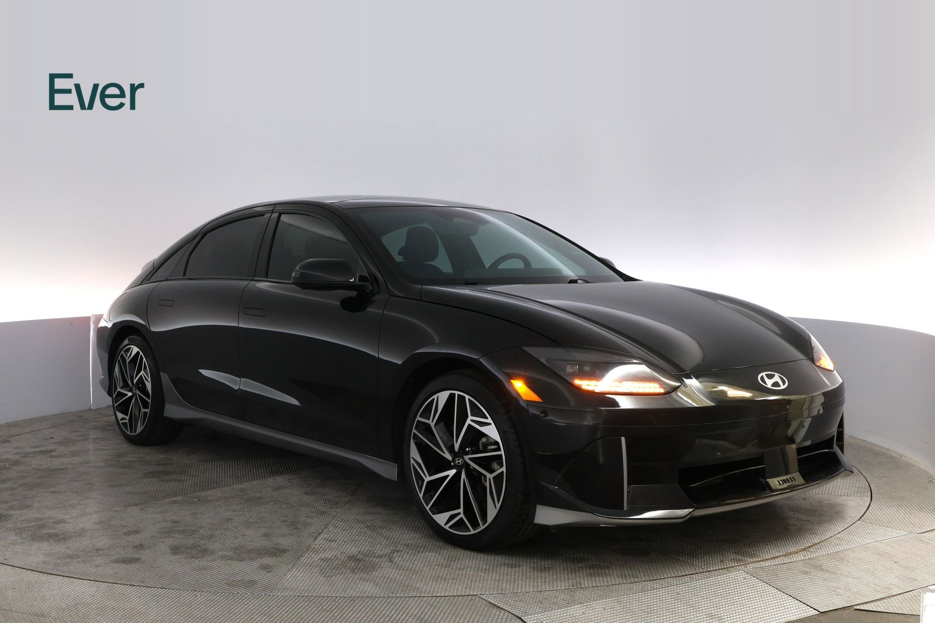 Used 2023 Hyundai Ioniq 6 Limited AWD/4WD image 13
