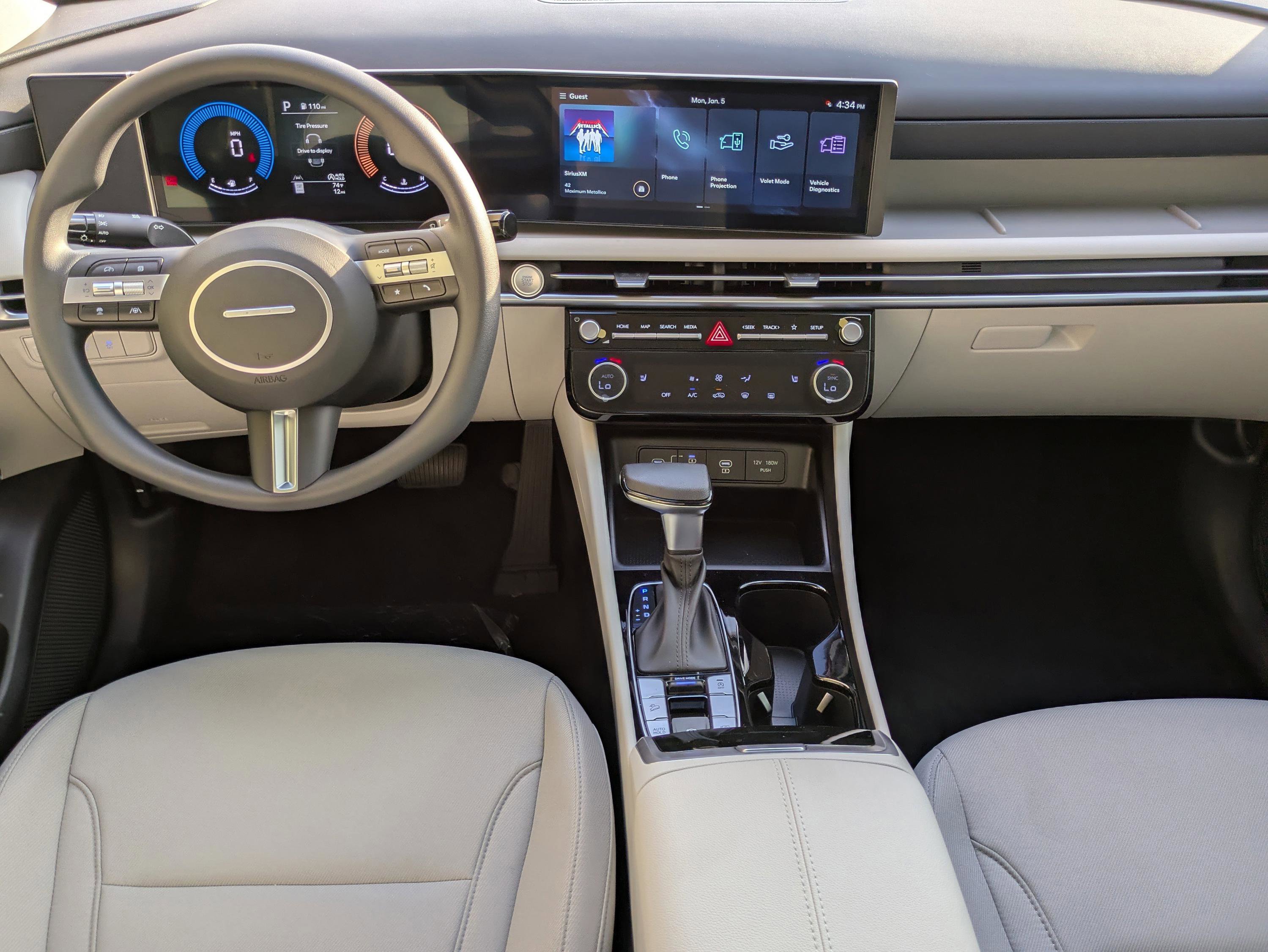 New 2026 Hyundai Tucson SEL FWD image 14