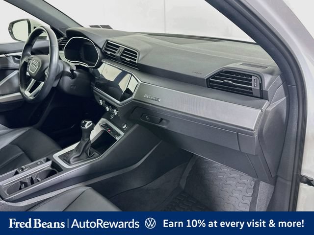 Used 2023 Audi Q3 2.0T Premium w/ Convenience Package AWD/4WD image 35