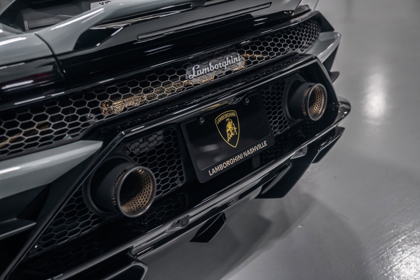 Used 2020 Lamborghini Huracan EVO image 14