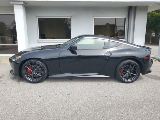 Certified 2024 Nissan Z Performance w/ Floor Mat Package image 11