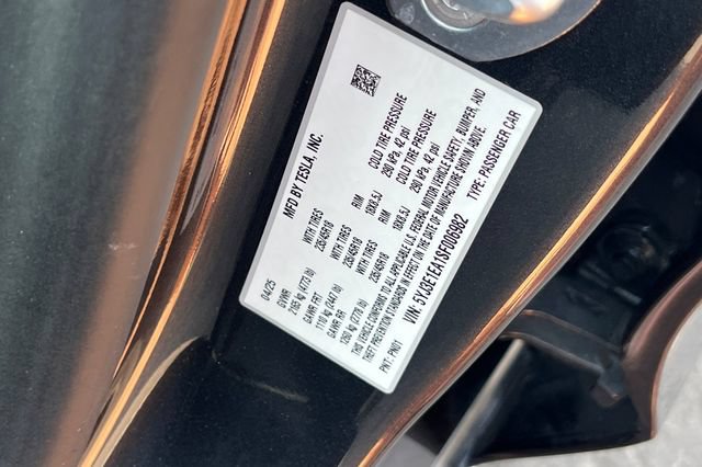 Used 2025 Tesla Model 3 Long Range RWD image 39