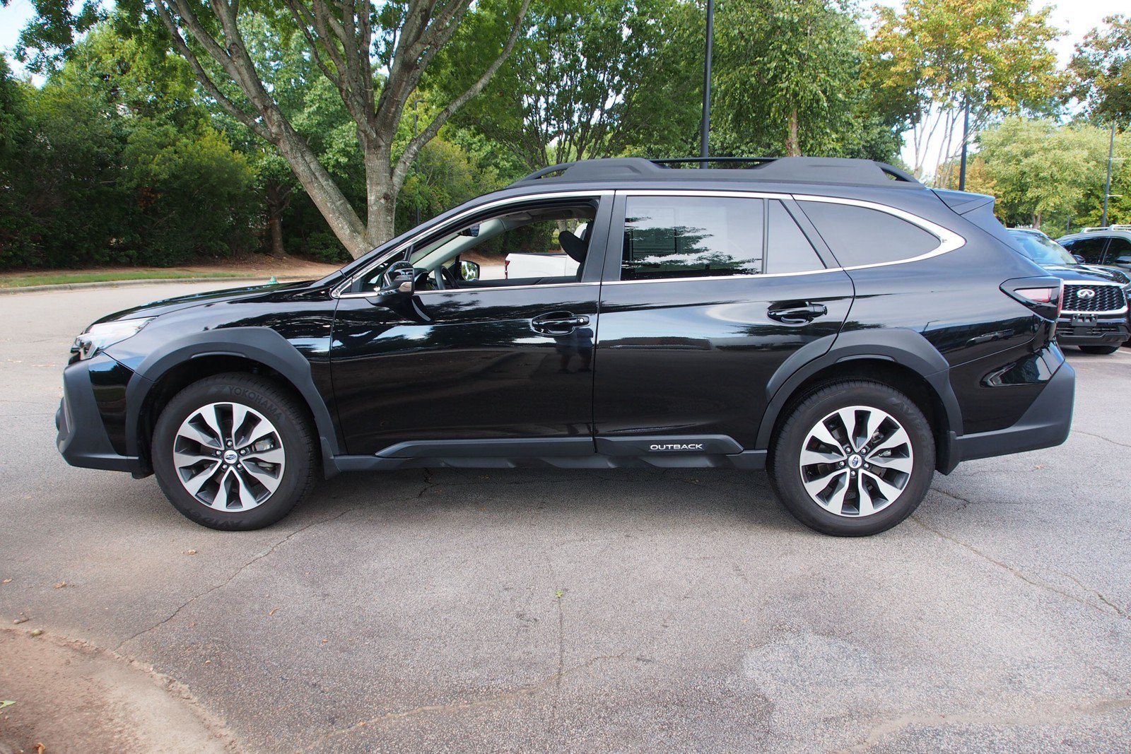 Used 2025 Subaru Outback Limited XT AWD/4WD image 4