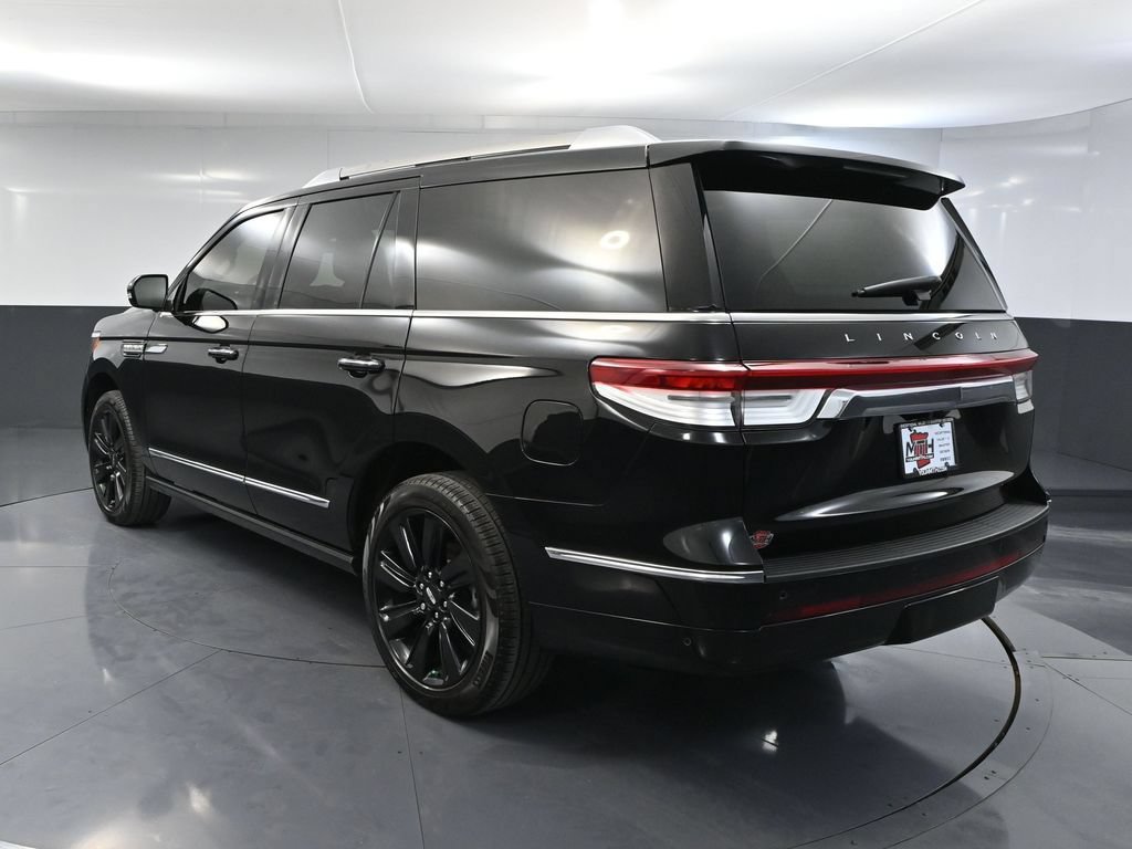 Used 2024 Lincoln Navigator Reserve w/ Equipment Group 201A AWD/4WD image 9