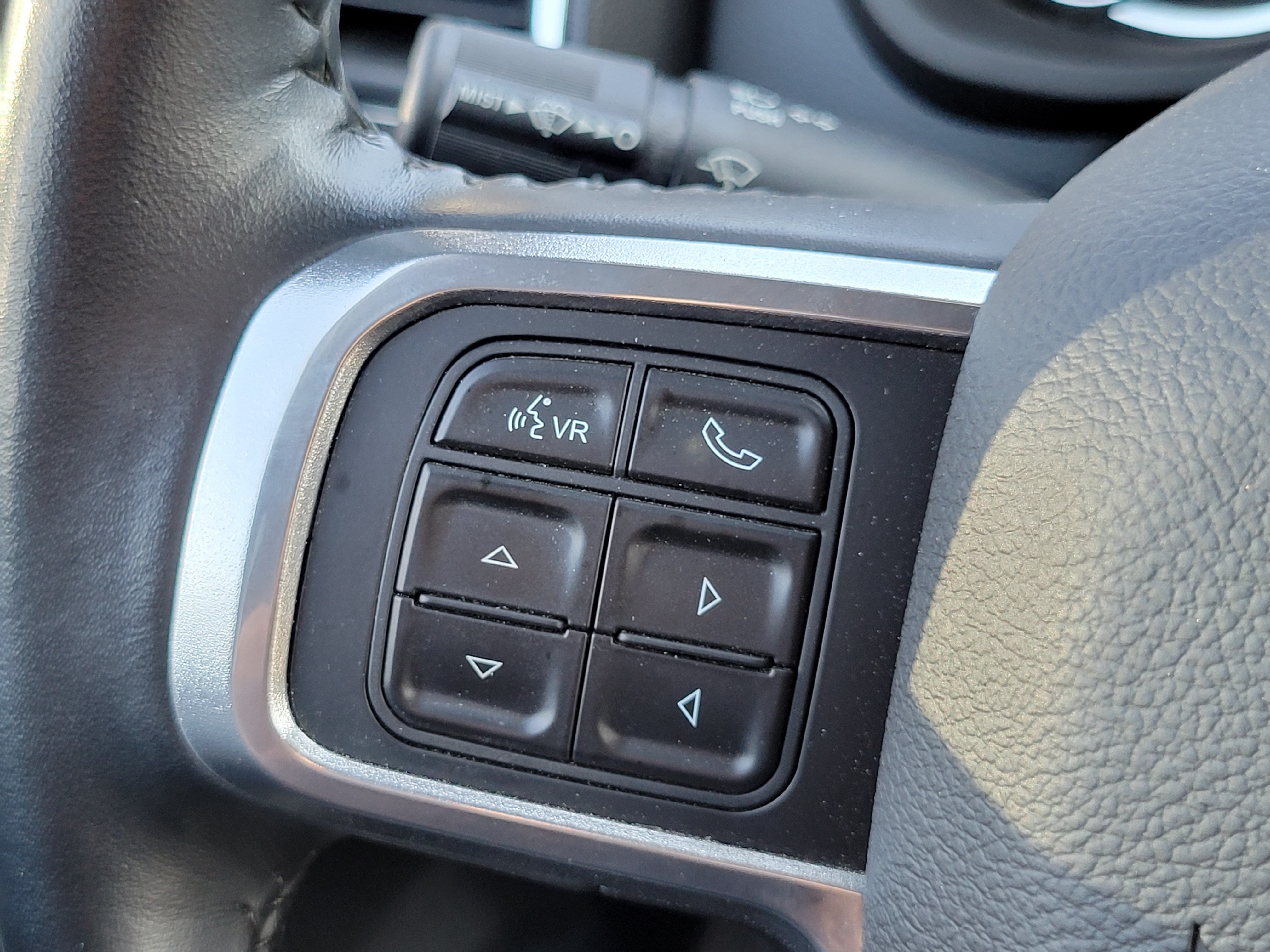 Used 2022 RAM 2500 Laramie w/ Night Edition AWD/4WD image 12