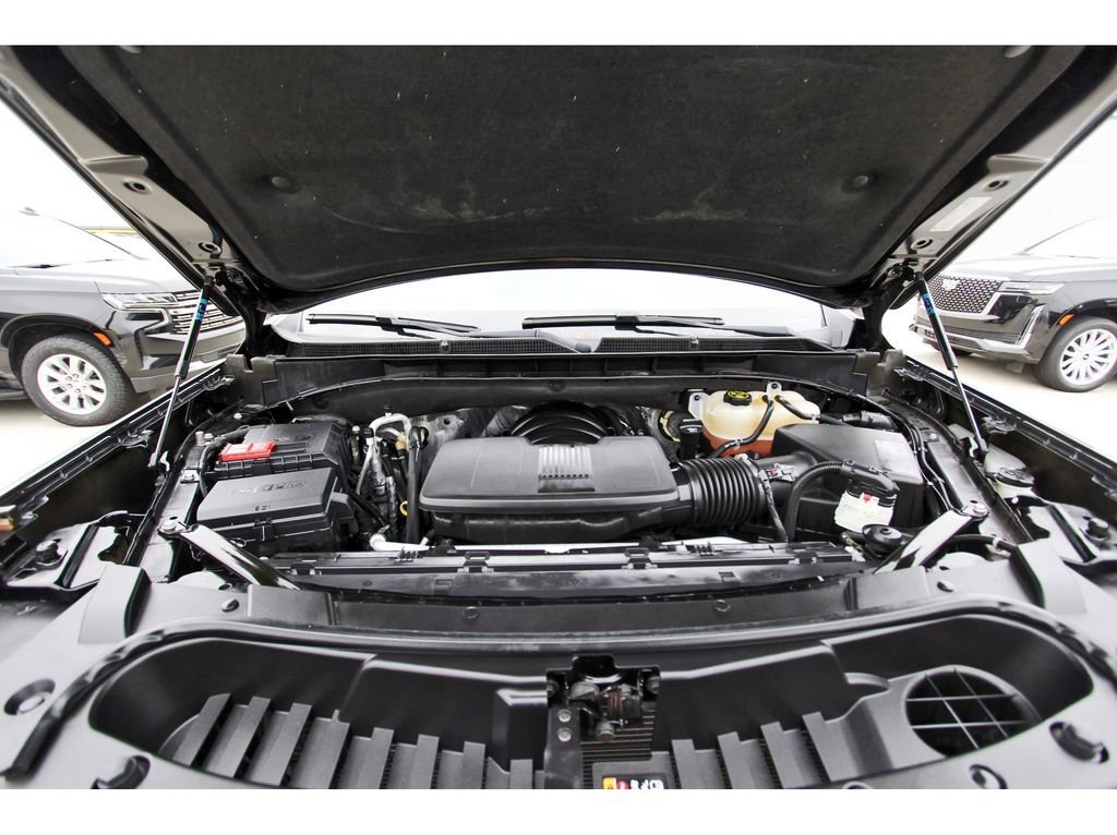 Used 2023 GMC Yukon XL SLT image 33