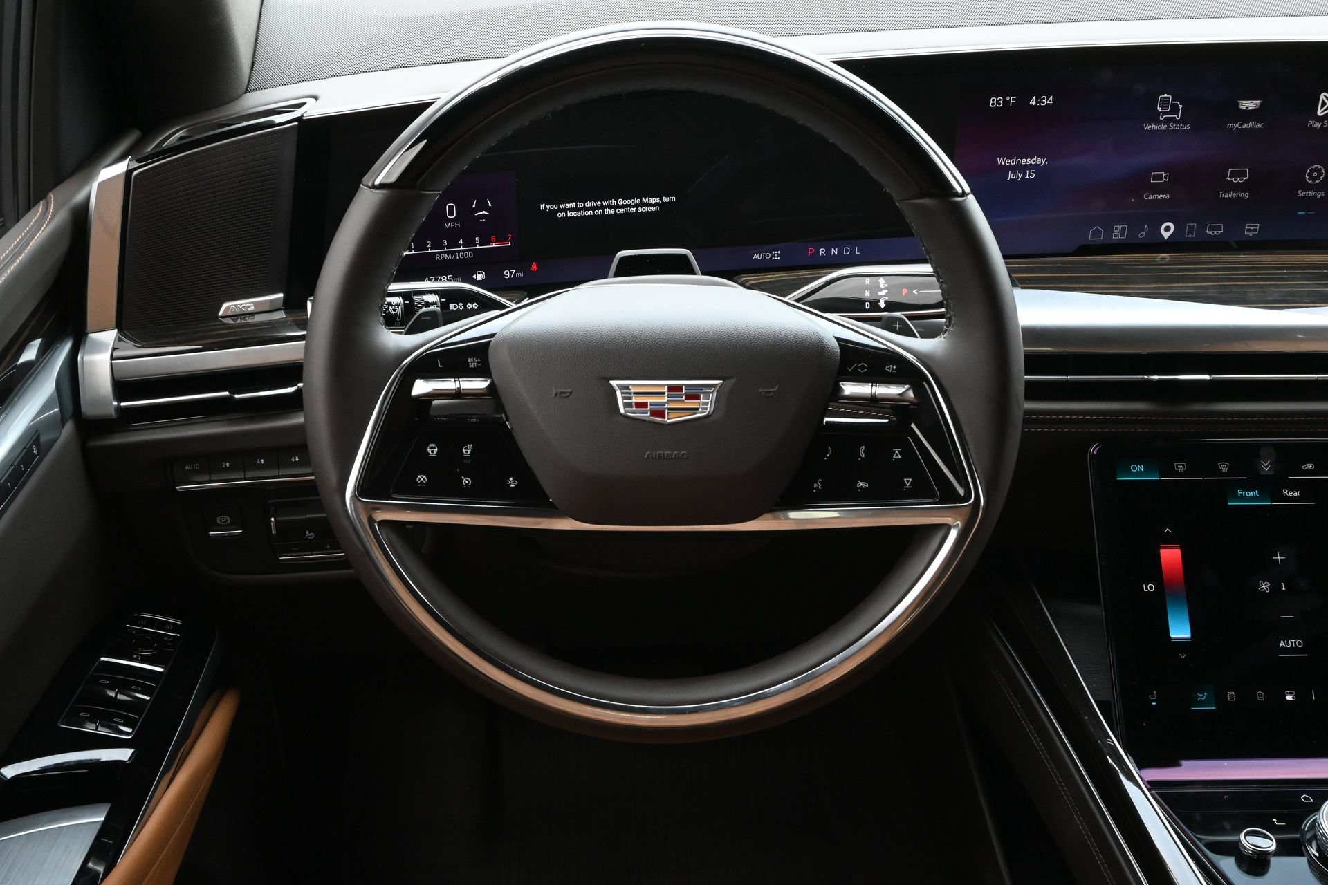 Certified 2025 Cadillac Escalade Premium Luxury AWD/4WD image 10