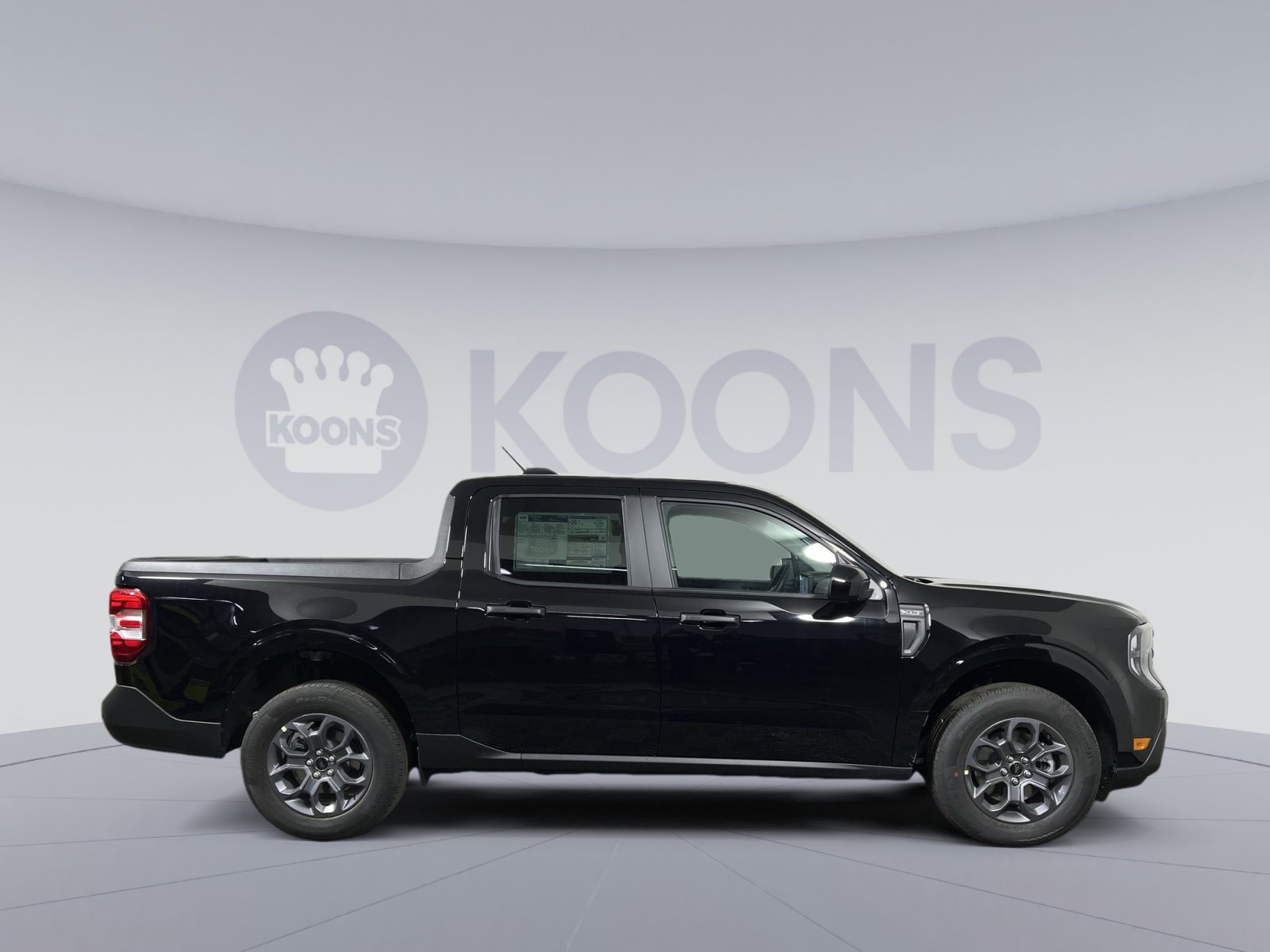 New 2025 Ford Maverick XLT w/ XLT Luxury Package image 8