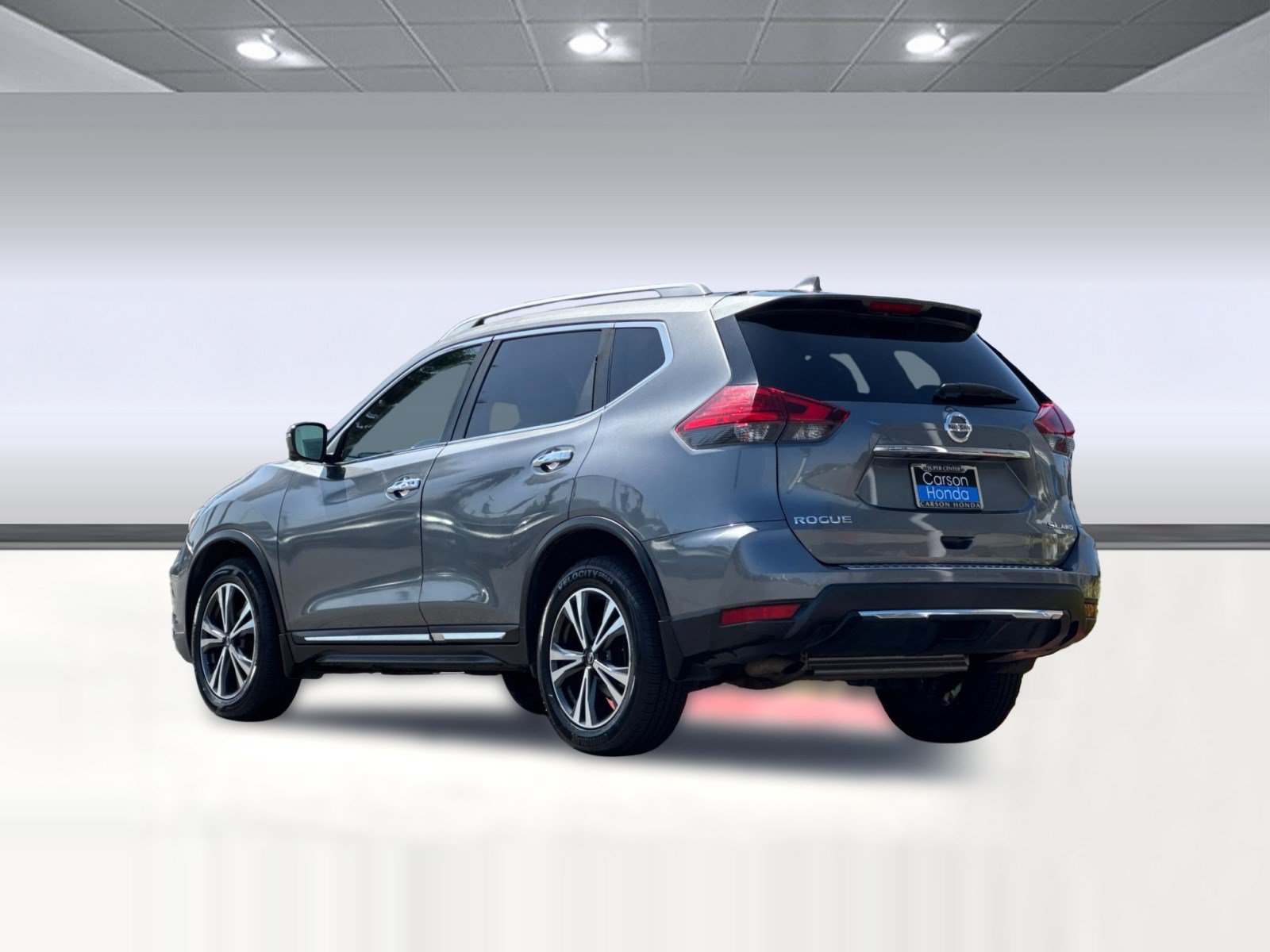 Used 2017 Nissan Rogue SL w/ SL Premium Package AWD/4WD image 3