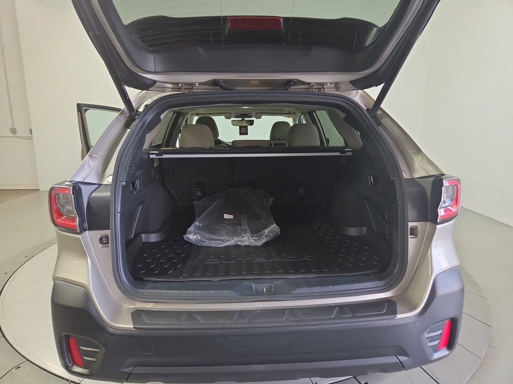 Used 2020 Subaru Outback Premium AWD/4WD image 24