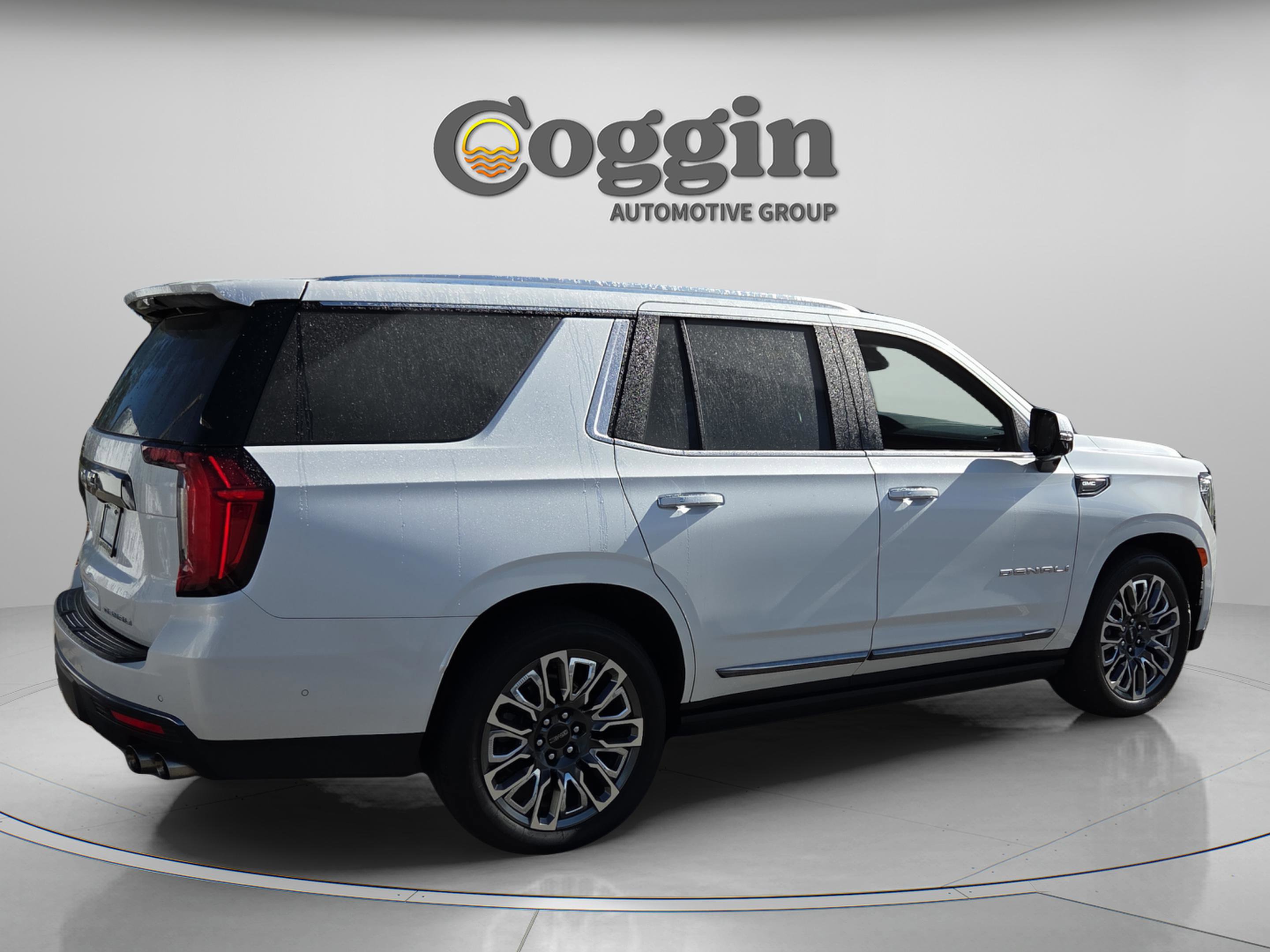 Certified 2024 GMC Yukon Denali Ultimate image 5