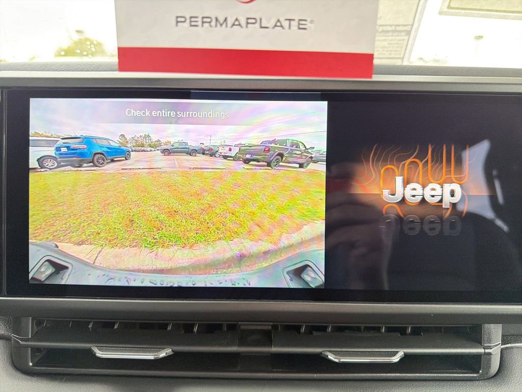 New 2026 Jeep Gladiator Sahara image 28