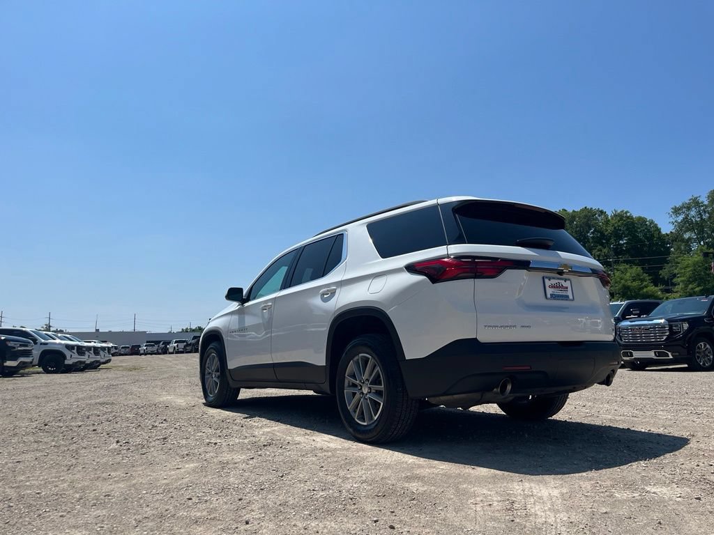 Used 2023 Chevrolet Traverse LT AWD/4WD image 8