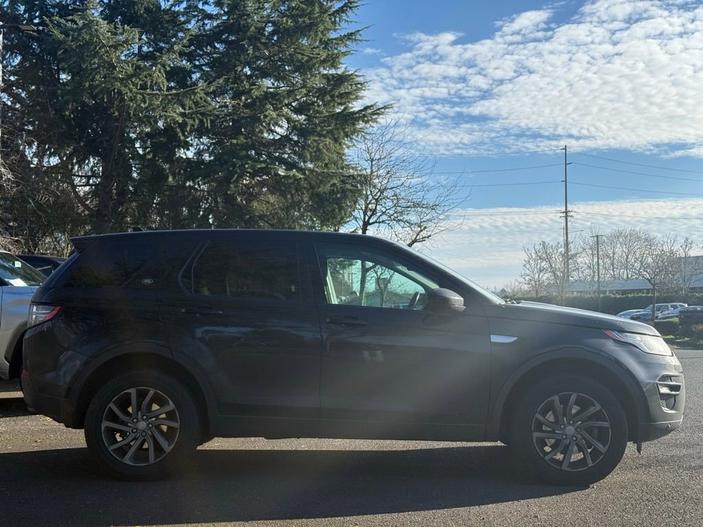 Used 2016 Land Rover Discovery Sport HSE image 6