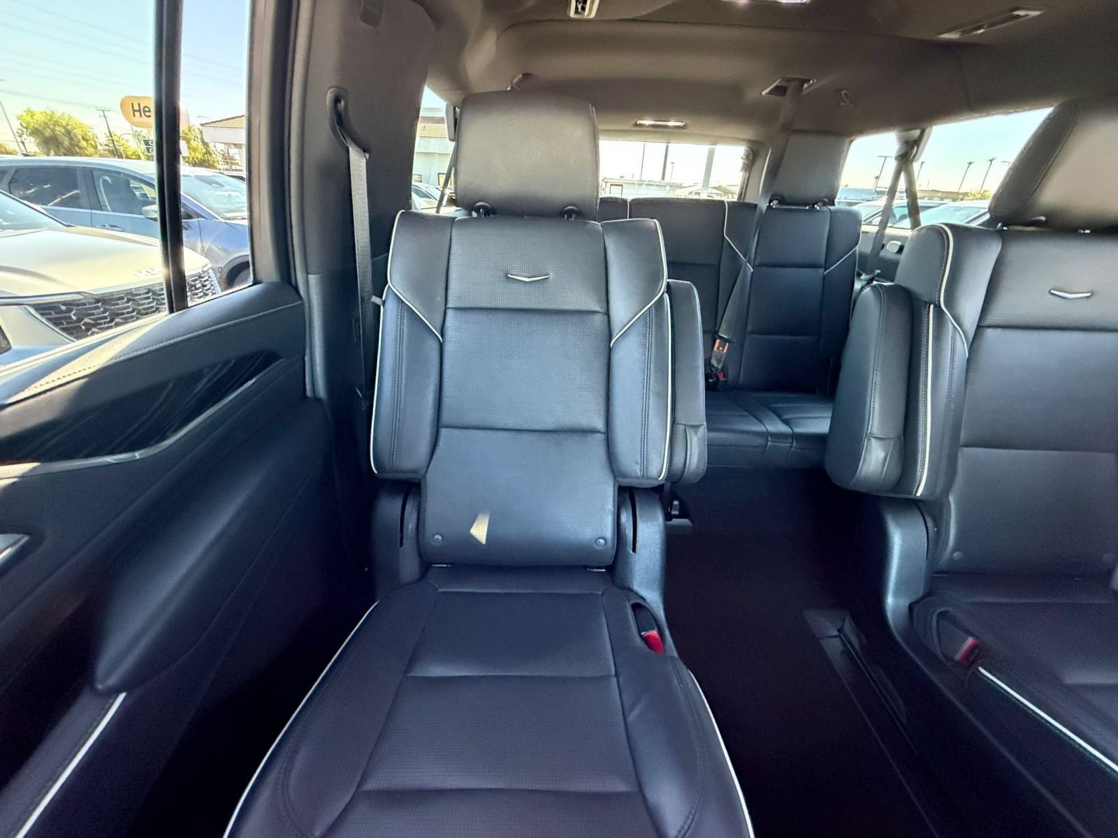 Used 2023 Cadillac Escalade ESV Sport AWD/4WD image 44