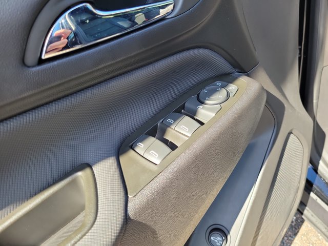 Used 2024 Chevrolet Equinox RS w/ RS Leather Package FWD image 17
