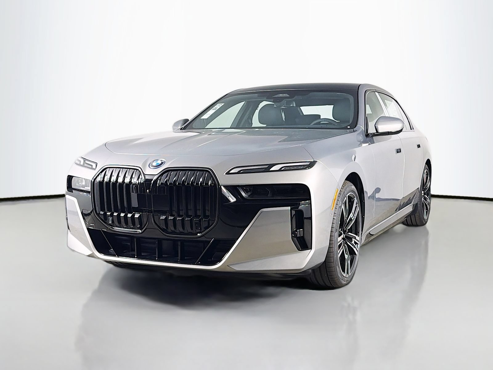 New 2026 BMW i7 xDrive60 w/ M Sport Package RWD image 3
