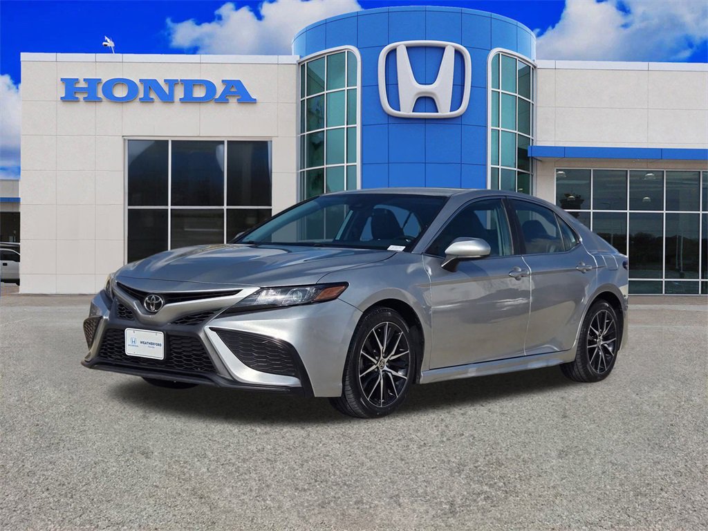 Used 2021 Toyota Camry SE image 7