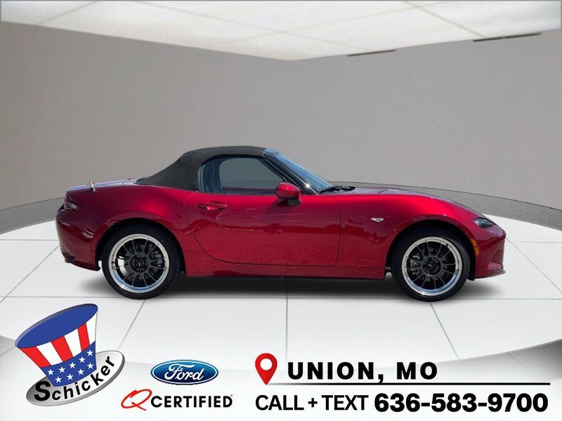 Used 2023 MAZDA MX-5 Miata Grand Touring RWD image 1
