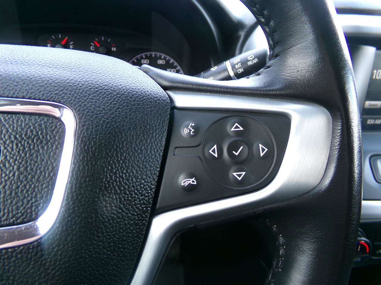 Used 2019 GMC Acadia SLE AWD/4WD image 15