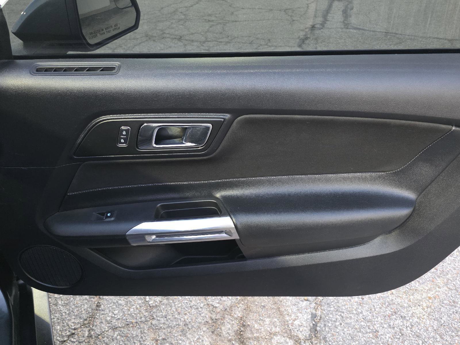 Used 2016 Ford Mustang Coupe w/ Ecoboost Performance Package image 26