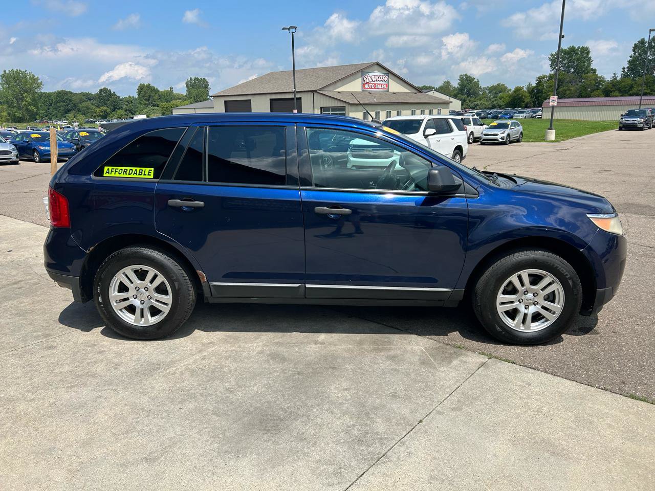 Used 2011 Ford Edge SE FWD image 4