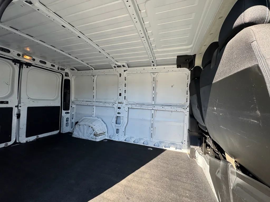 Used 2023 RAM ProMaster 2500 w/ Convenience Group image 22