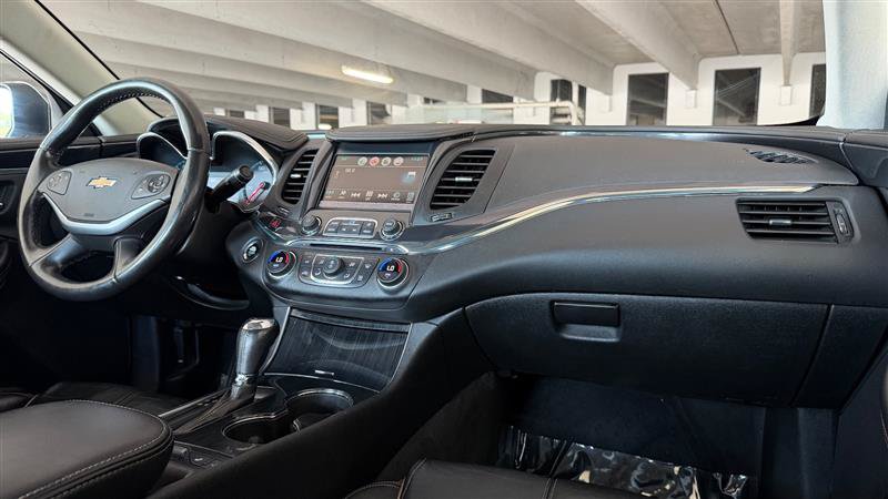 Used 2016 Chevrolet Impala LTZ FWD image 33