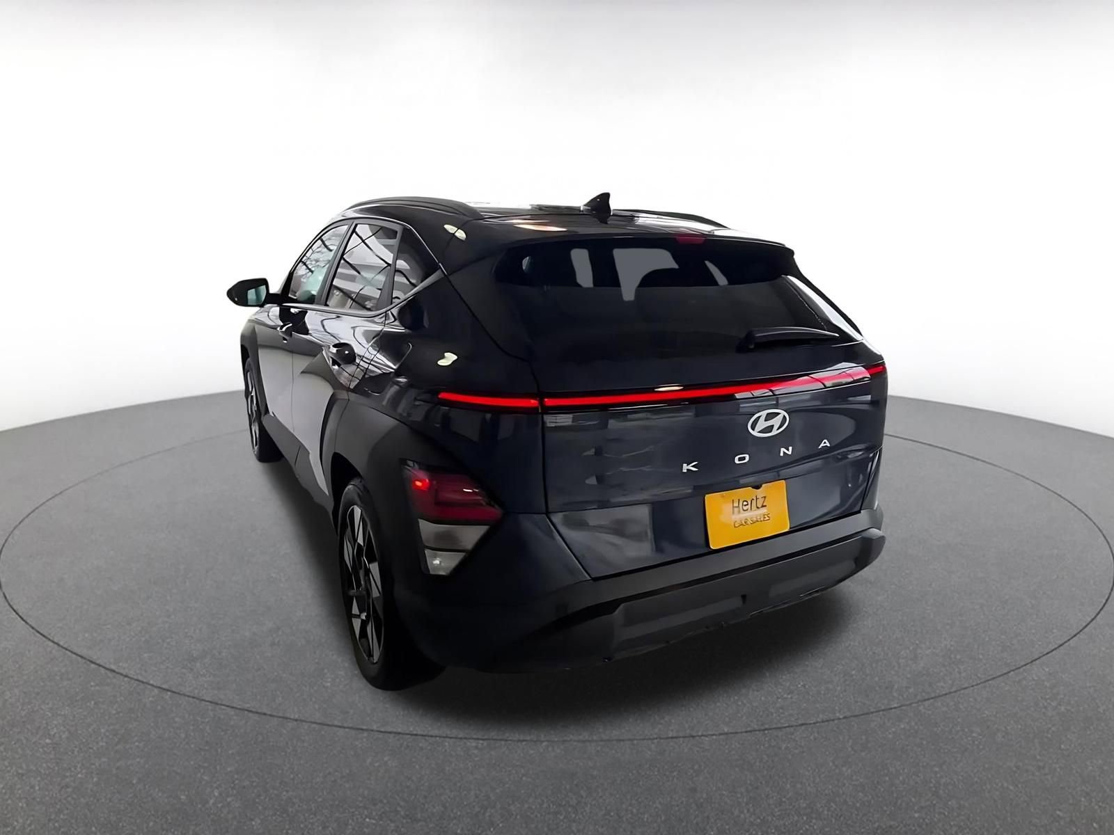 Used 2025 Hyundai Kona SEL FWD image 12
