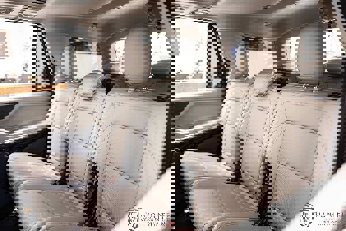 Used 2025 Lincoln Navigator Reserve image 31